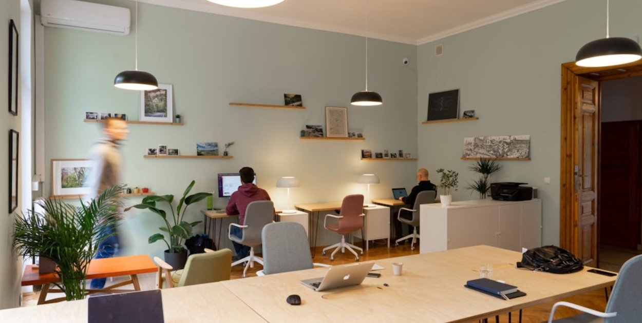 Kiedy warto przekształcić JDG w spółkę z o.o.