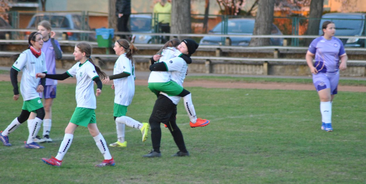 Mocny start wiosny! Młode piłkarki UKS Gol wzięły udany rewanż w Toruniu